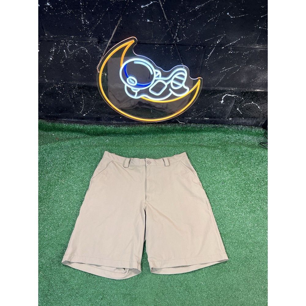 Under Armour Mens Cold gear Khaki Golf Shorts size 36 flat‎ front